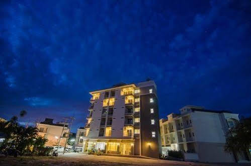 Sea Hill Boutique Residence Sattahip Exterior photo